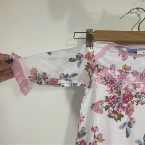 NWT Albetta Baby White and Pink Floral Ruffle Flutter Hem Playsuit - Picture 4 of 9